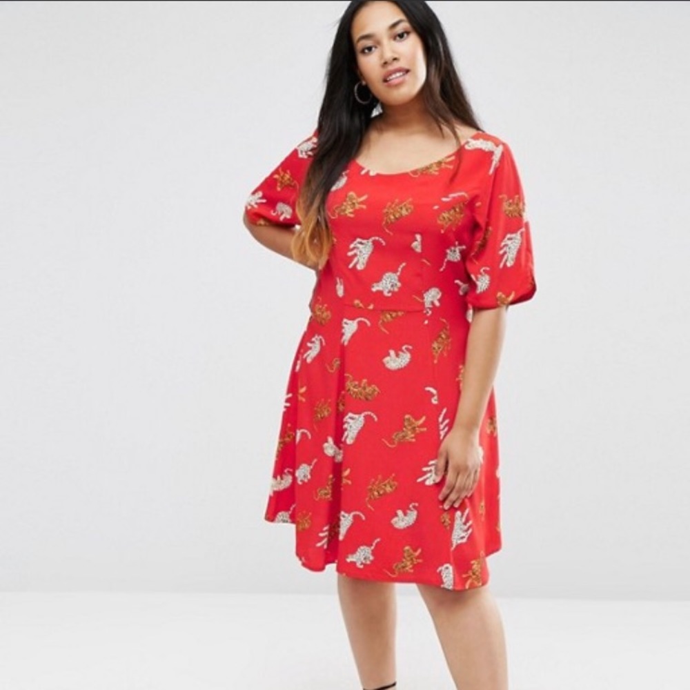 Dress with leopard print